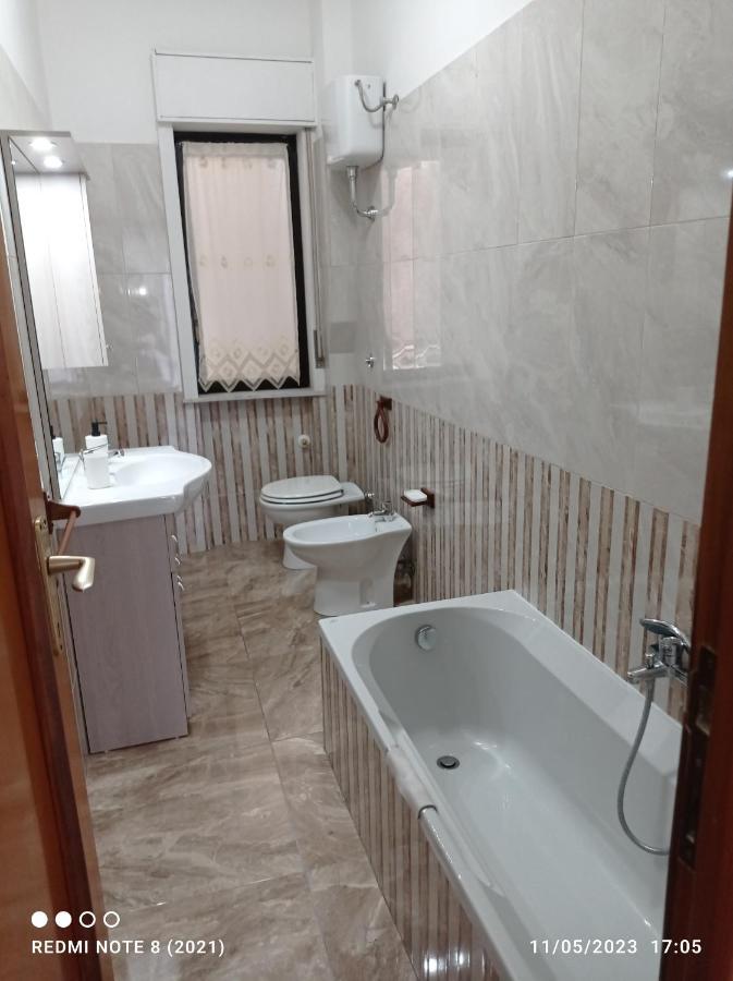 Apartamento Domus Dali' Nápoles Exterior foto